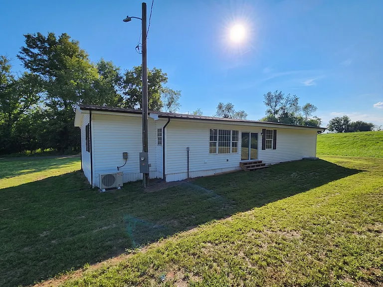226 Gibsontown Rd — Photo 17