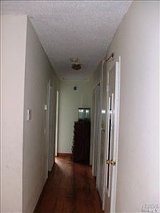 4th image of 994 Elliott Dr