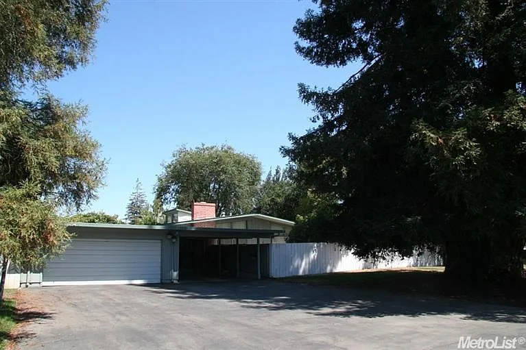 8948 Hilary Ln photo 1