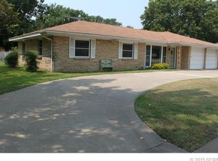 1613 S Madison Blvd, Bartlesville, OK 74006