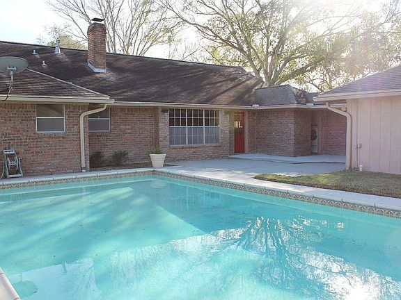 3rd image of 10734 Valley Forge Dr