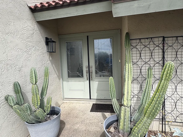 31056 Valley Center Rd — Photo 2