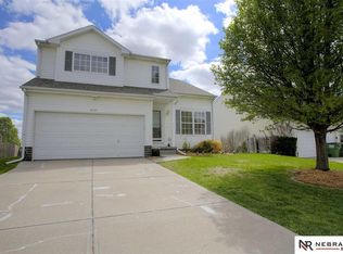 16519 Burdette St, Omaha, NE 68116