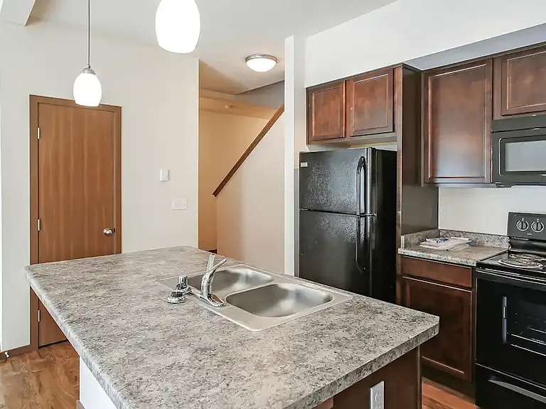 Robbins Hollow Townhomes — Photo 13