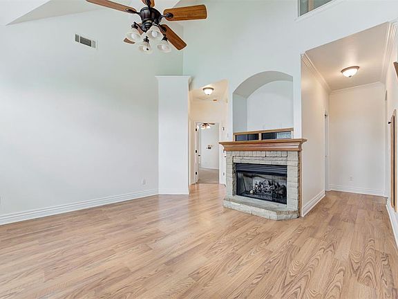 5th image of 12205 Garden Ct