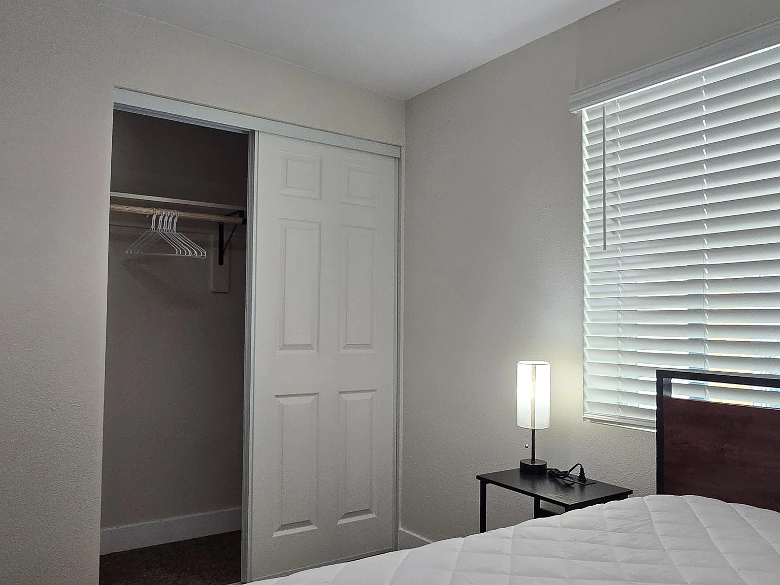 4 bed, 3.0 bath, 2137 sqft, $1,027 — Photo 3