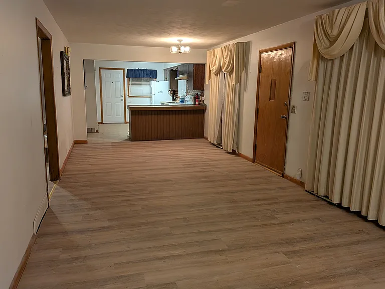 506 Noble Ct — Photo 3