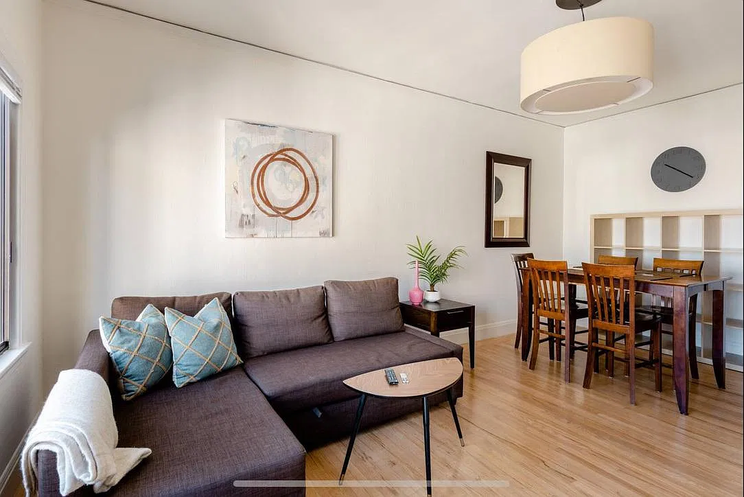 1030 Washington St — Photo 1