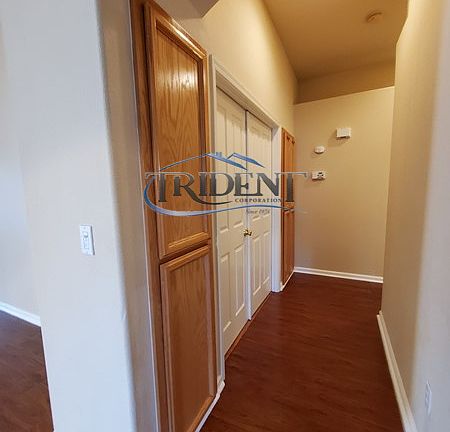 4th image of 1221 Plumas Links St