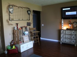 1012 N Walnut St, Iola, KS 66749
