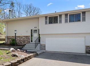 1205 Timbershore Ln, Eagan, MN 55123
