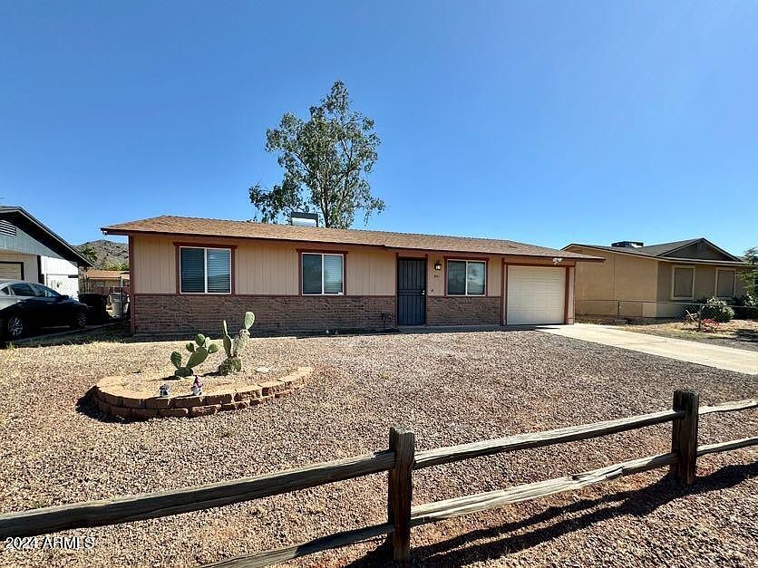 1st image of 941 E DESERT Drive