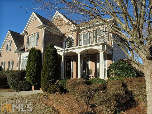 1st image of 404 Carriage Oaks Dr
