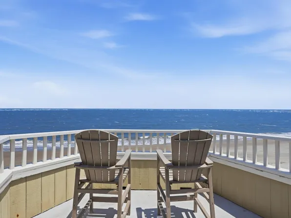 9000 Palmetto Dr #F-301, Isle Of Palms, SC 29451