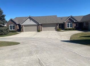1346 Pebble Ct, Goshen, IN 46528