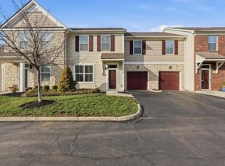 1656 Nature Dr #22, Grove City, OH