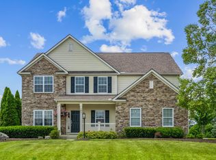 101 White Barn Pkwy, Ostrander, OH 43061