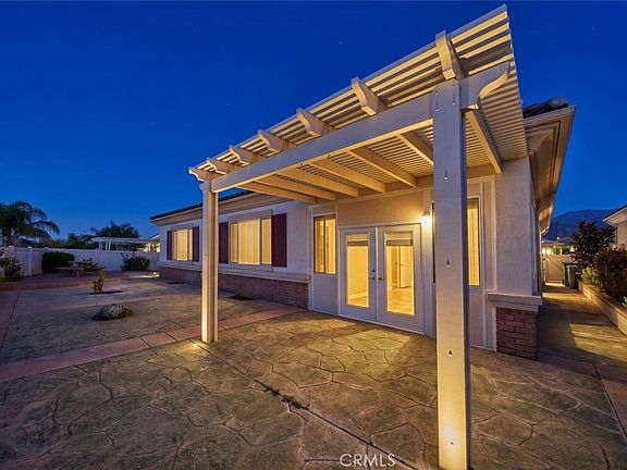 3rd image of 987 Avenal Way