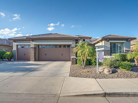 4th image of 1374 E Grand Canyon Dr