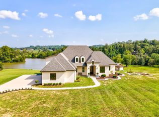 3062 Devault Rd, Louisville, TN 37777