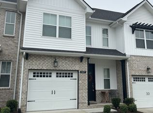 1227 Hayloft Pl, Gallatin, TN 37066