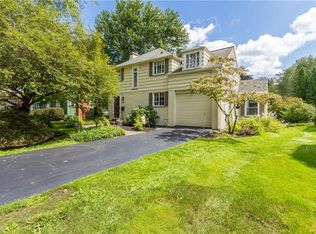 87 Commodore Pkwy, Rochester, NY 14625