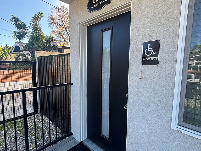 1818 Montana St #1818 — Photo 8