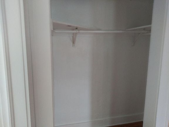 5th image of 226 13th Ave NE APT 11