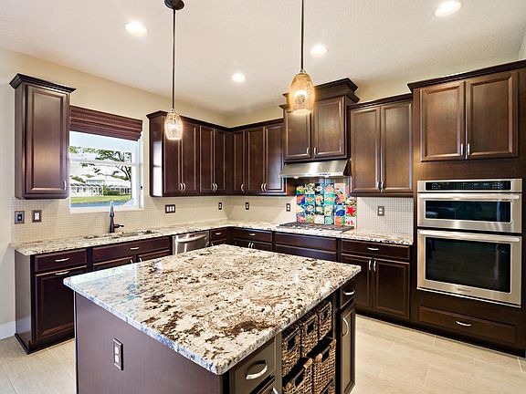 4th image of 1402 Vestavia Cir