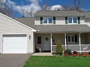 112 Dibble Hollow Ln, Windsor Locks, CT 06096