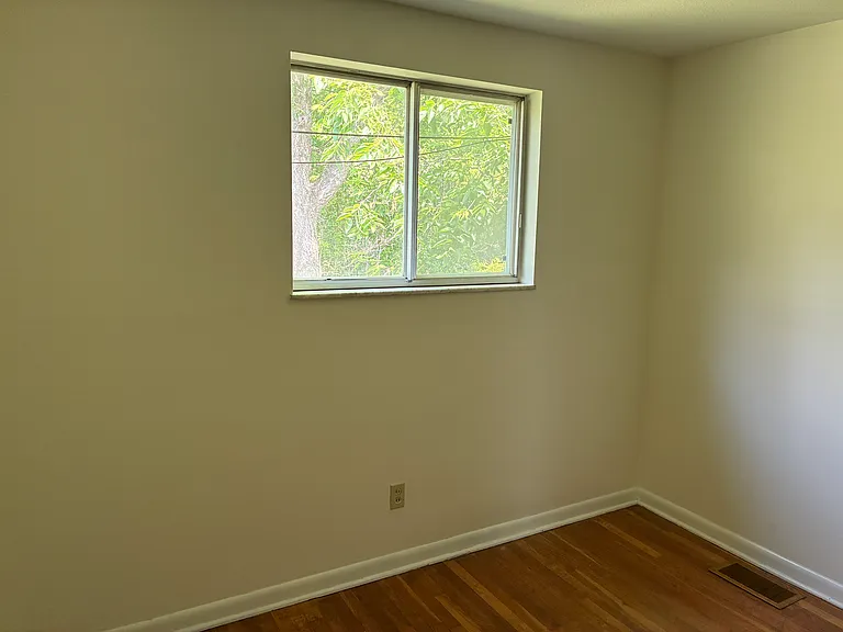 774 W Union St #5 — Photo 23