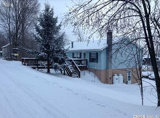 21 Lower Rd, Constantia, NY 13044