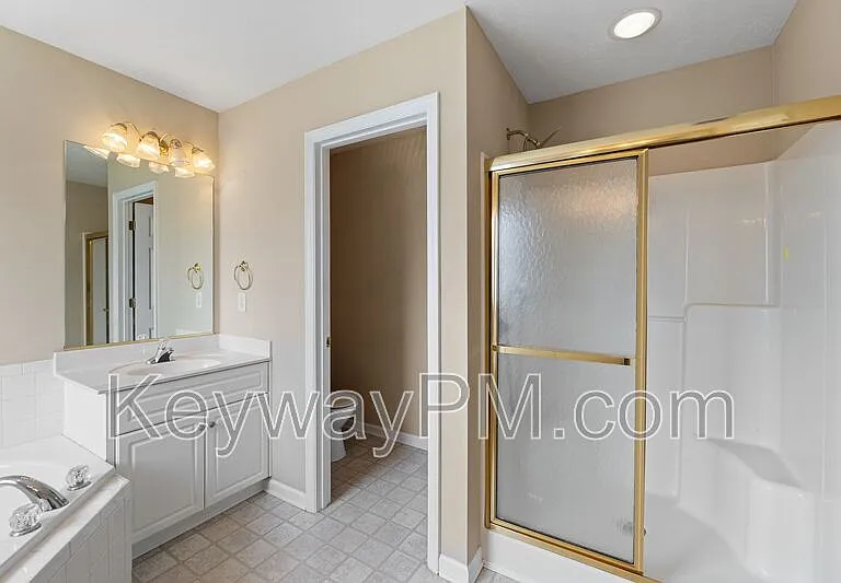 313 Elbrus Way — Photo 11