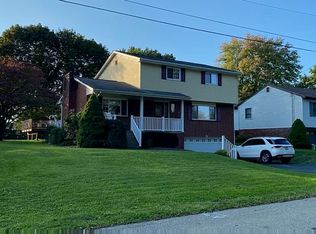 109 Kenneth Dr, Delmont, PA 15626