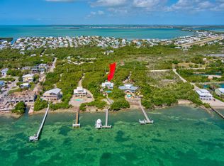431 E Shore Dr, Summerland Key, FL 33042