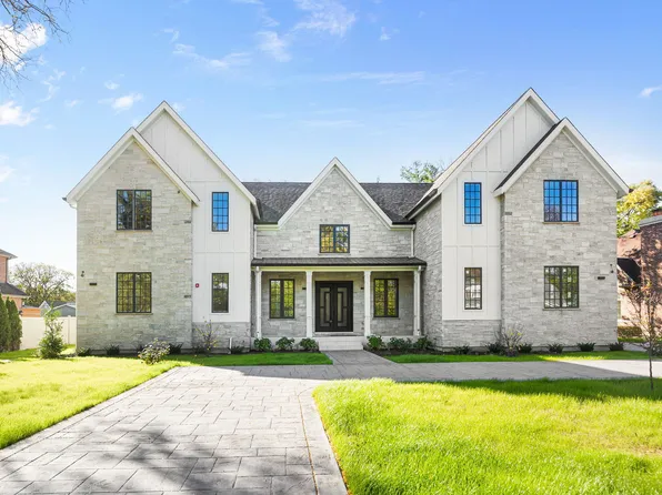 1921 Beechnut Rd, Northbrook, IL 60062
