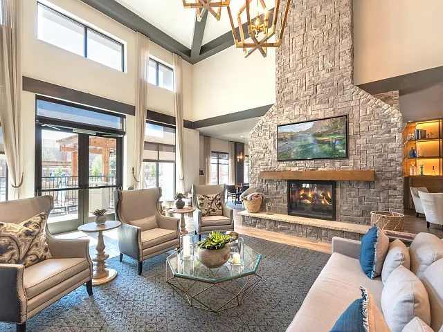 Overture Highlands 55+ Apartment Homes — Photo 37