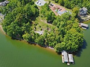 Oaklawn Dr, Moneta, VA 24121