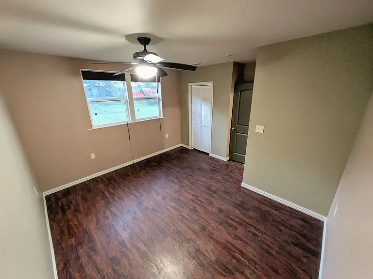 7606 Williamson Creek Dr — Photo 12