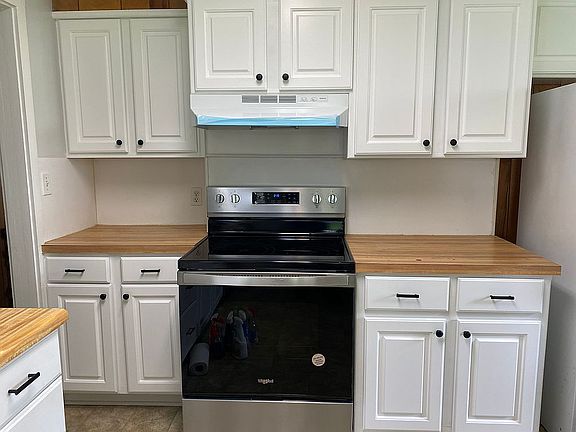3rd image of 1419 Ashe St