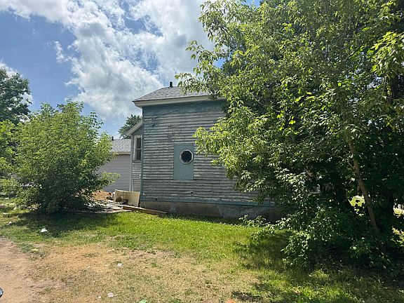 3rd image of 162 Calhoun St