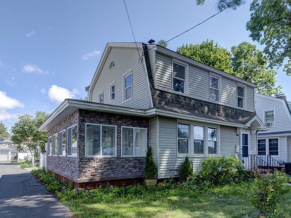 3rd image of 16 Shoreham Rd