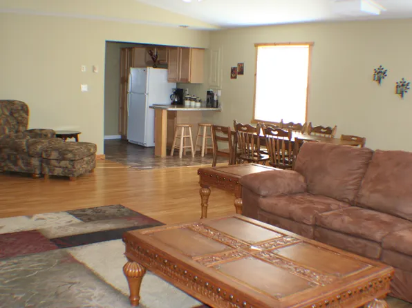1414 Stampede Ave APT 1, Cody, WY 82414