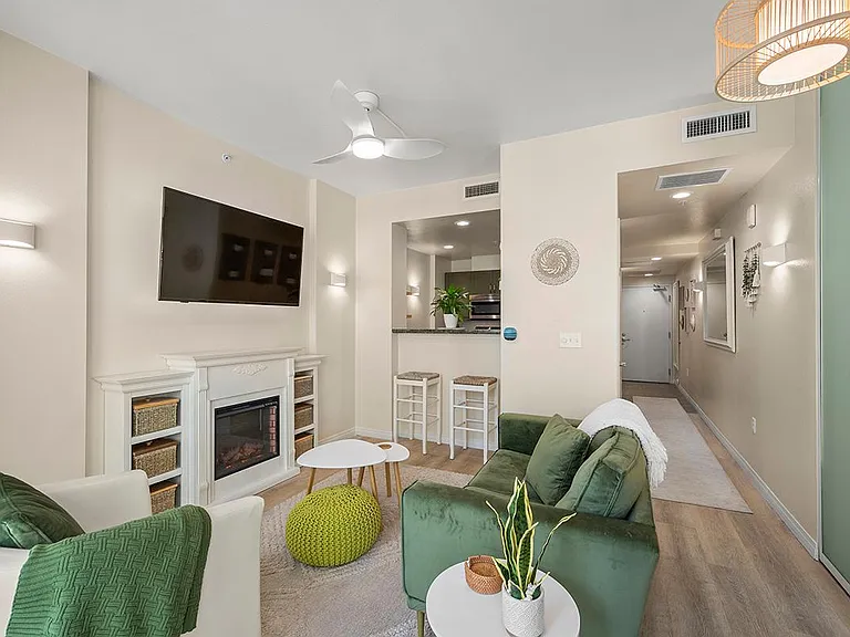 530 K St #408 — Photo 7
