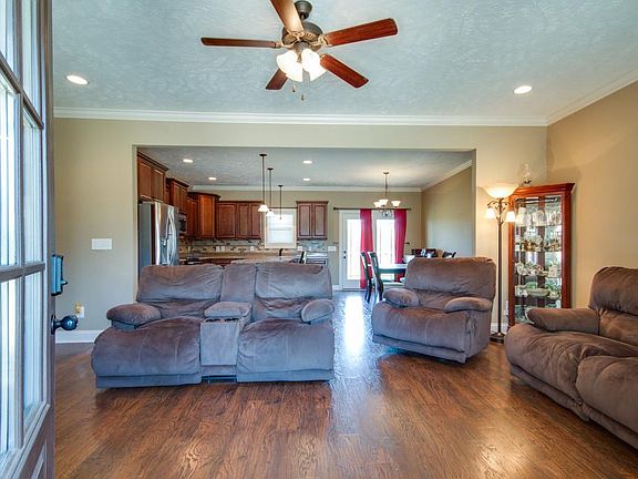 4th image of 502 Drema Ct
