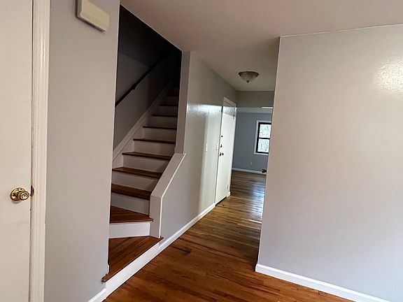 2nd image of 267 Fosler Rd APT B5