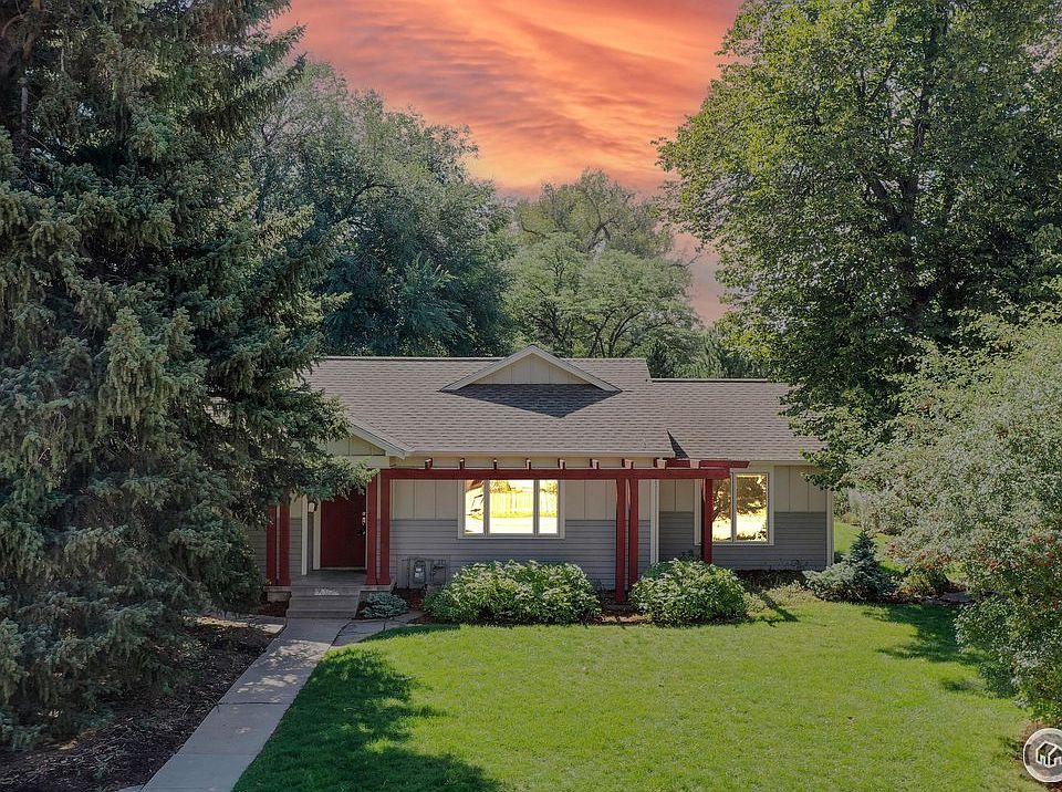 1st image of 701 Eastdale Dr