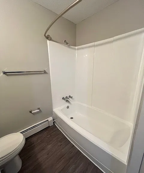 Yarmouth Pointe Apartment Homes — Photo 16