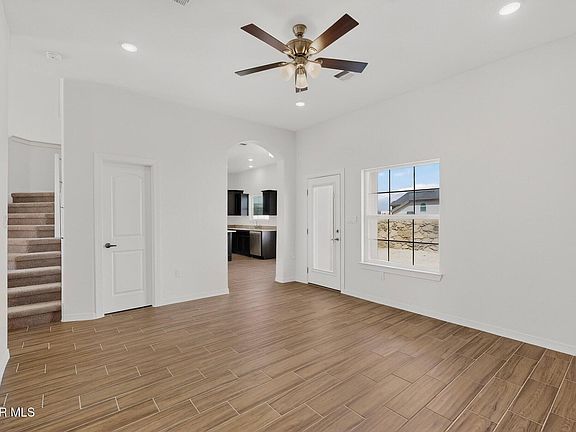 5th image of 1488 Dunlin Pl