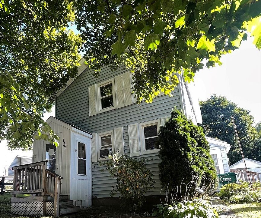 1st image of 137 Liberty St